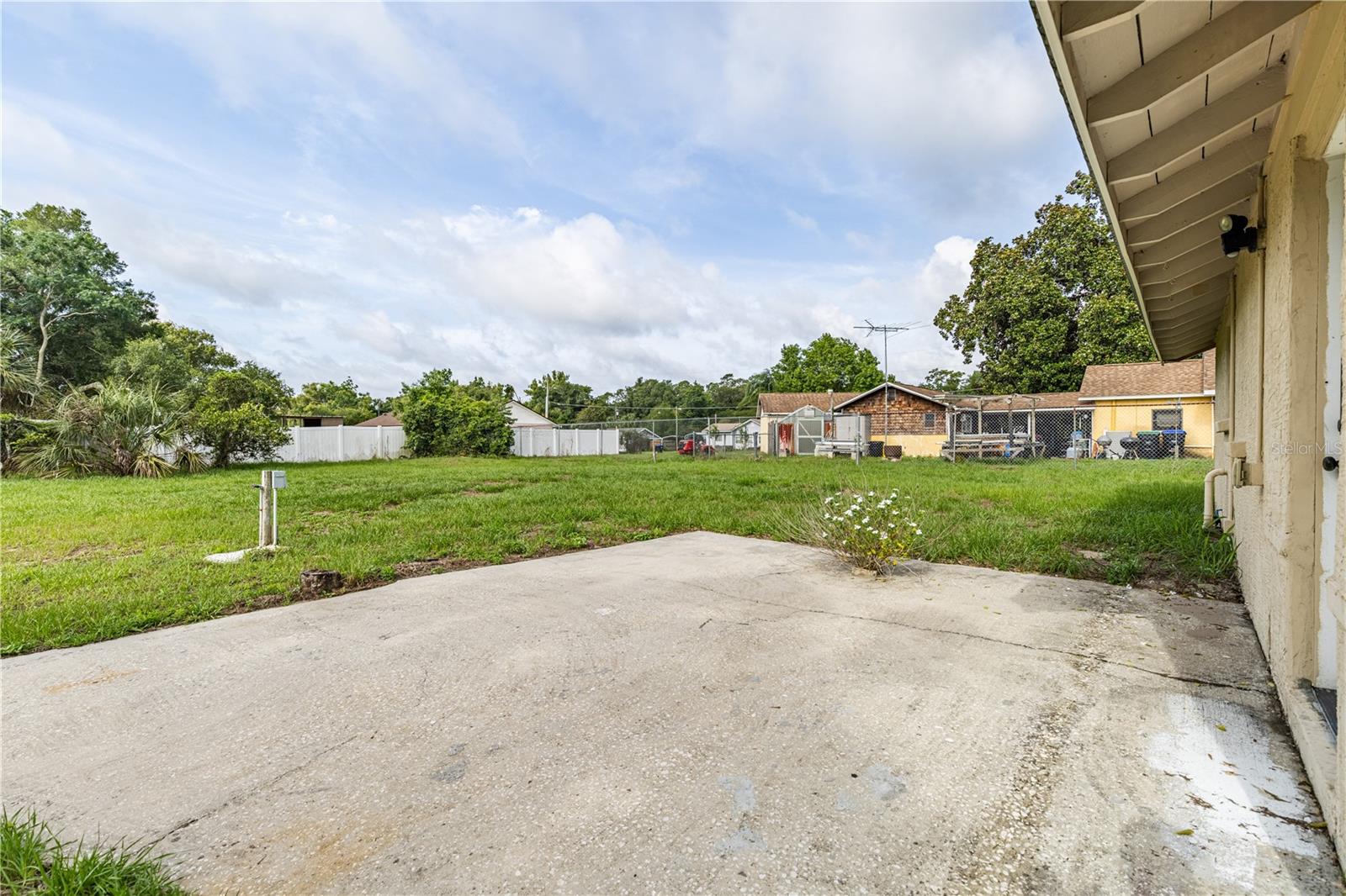 7020 SCOTT AVE, MOUNT DORA, FL, 32757