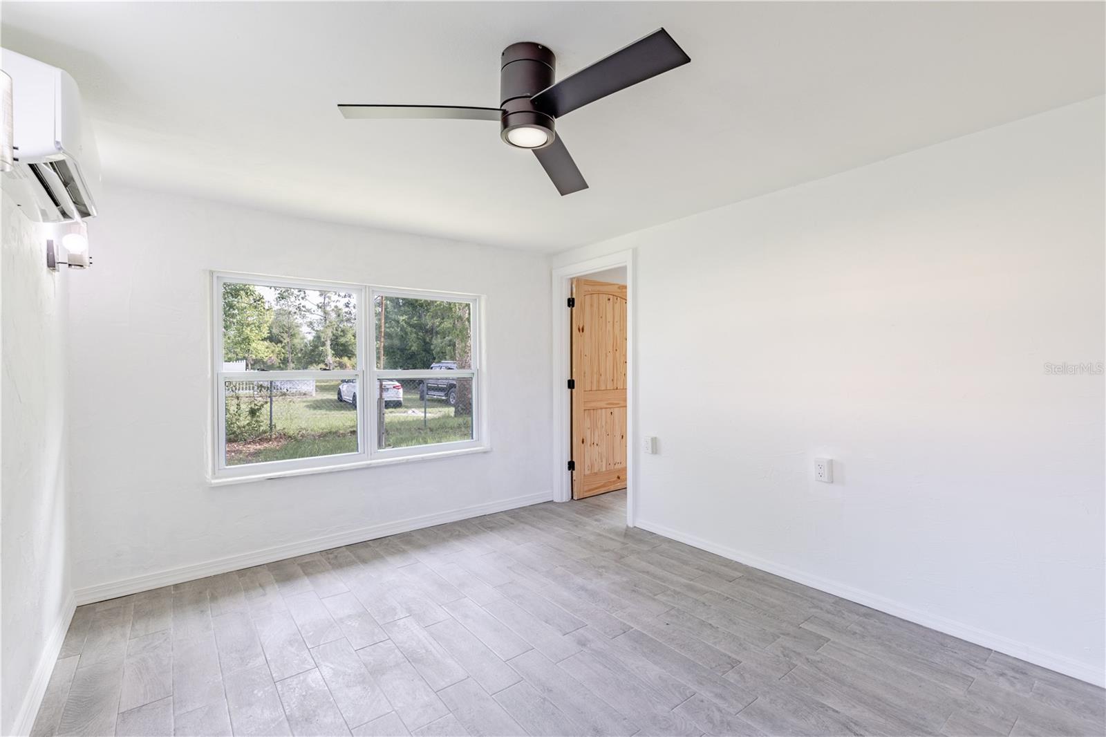 7020 SCOTT AVE, MOUNT DORA, FL, 32757
