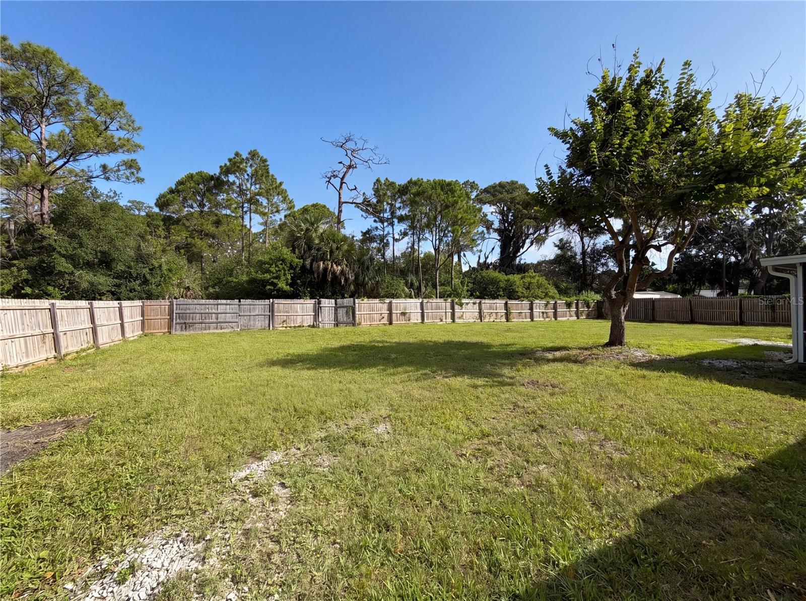 1057 LAKEMOOR BLVD, ROCKLEDGE, FL, 32955