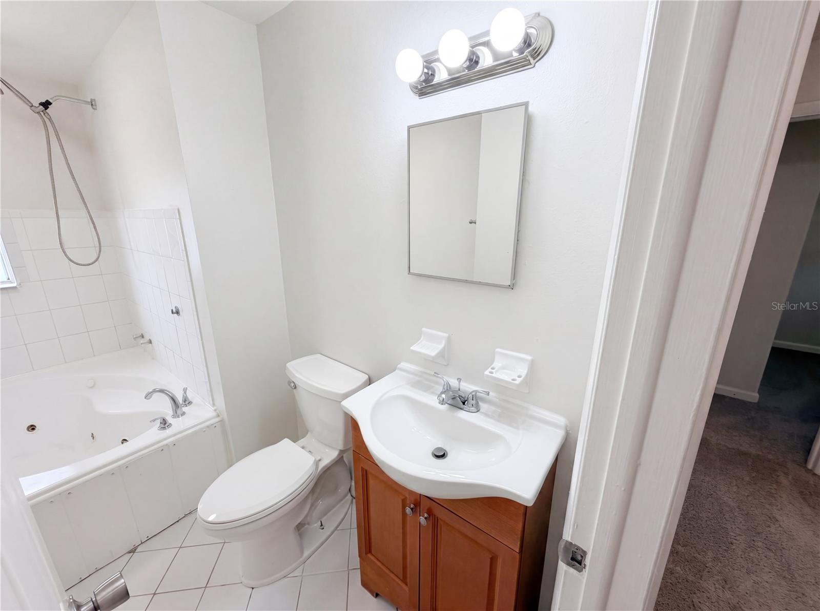 1057 LAKEMOOR BLVD, ROCKLEDGE, FL, 32955