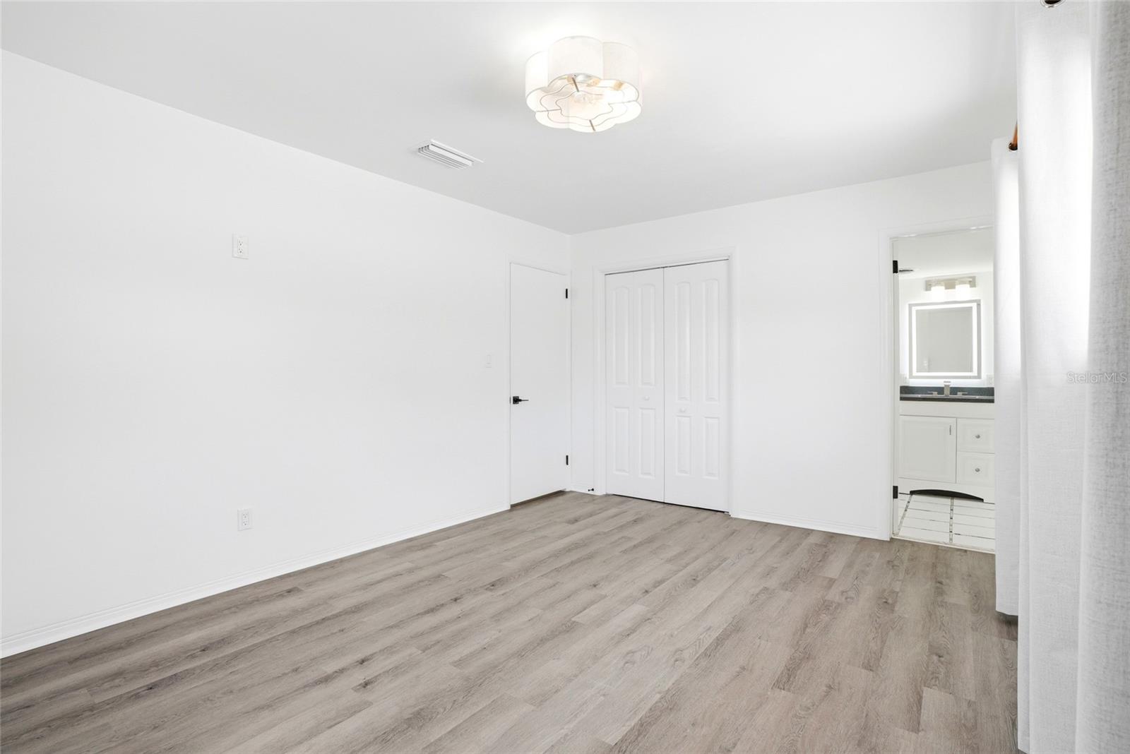 1348 BUCKINGHAM DR, CLEARWATER, FL, 33756