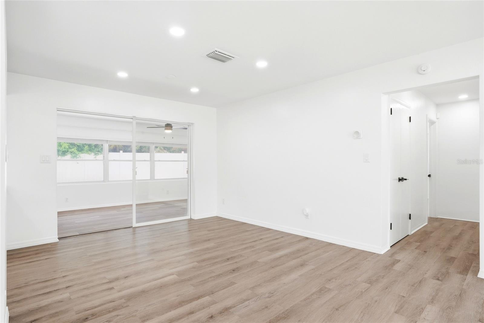 1348 BUCKINGHAM DR, CLEARWATER, FL, 33756
