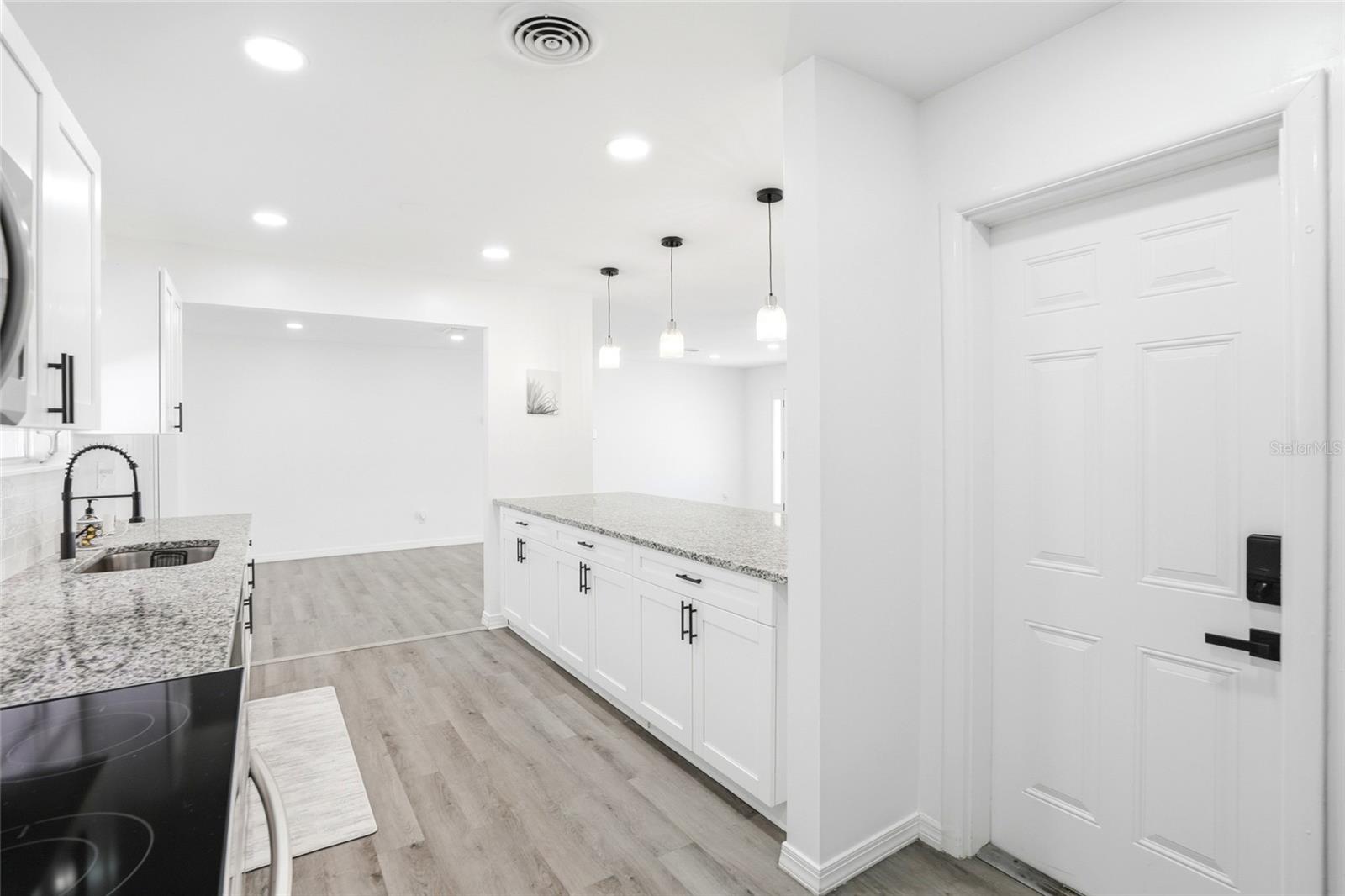 1348 BUCKINGHAM DR, CLEARWATER, FL, 33756