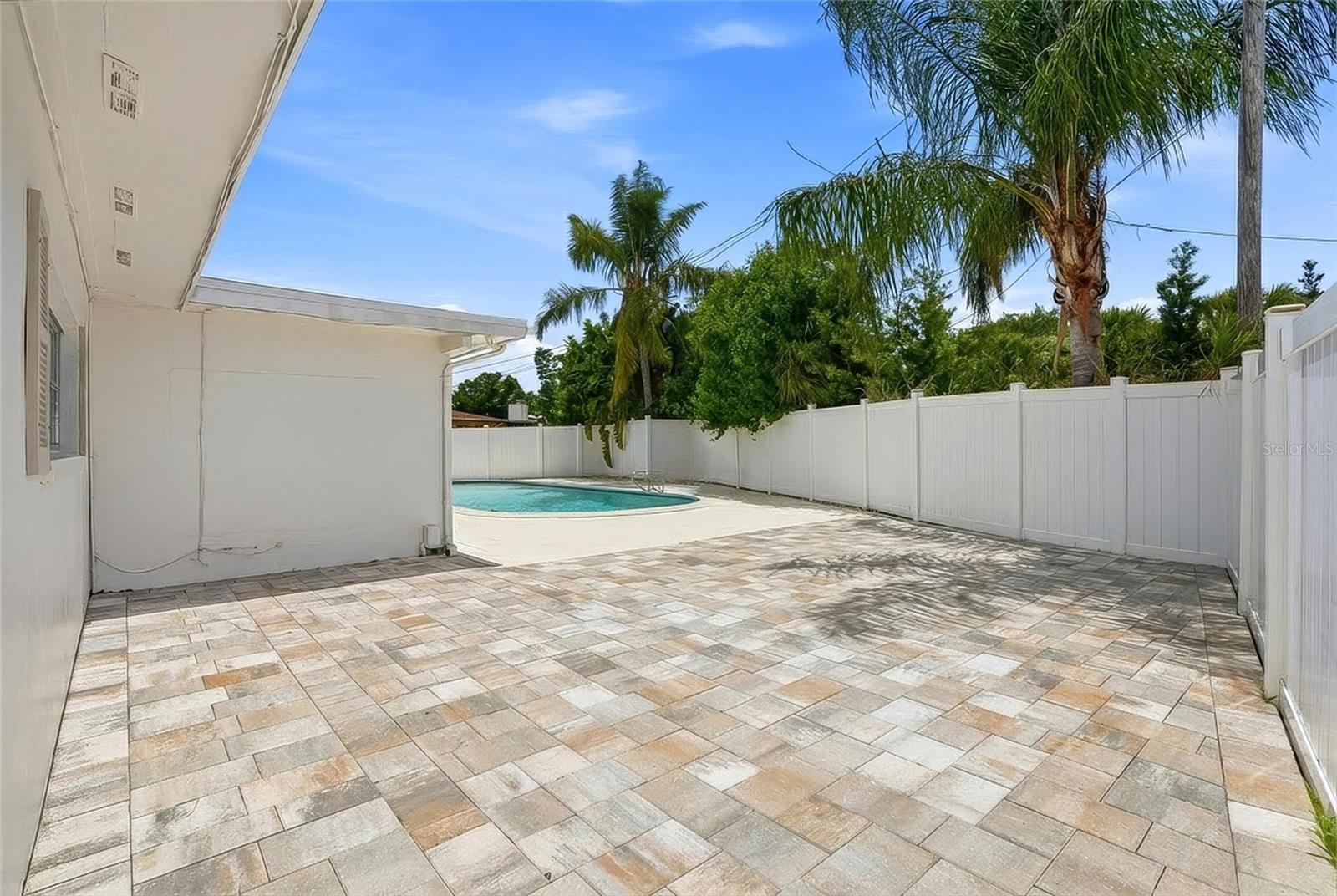 1348 BUCKINGHAM DR, CLEARWATER, FL, 33756