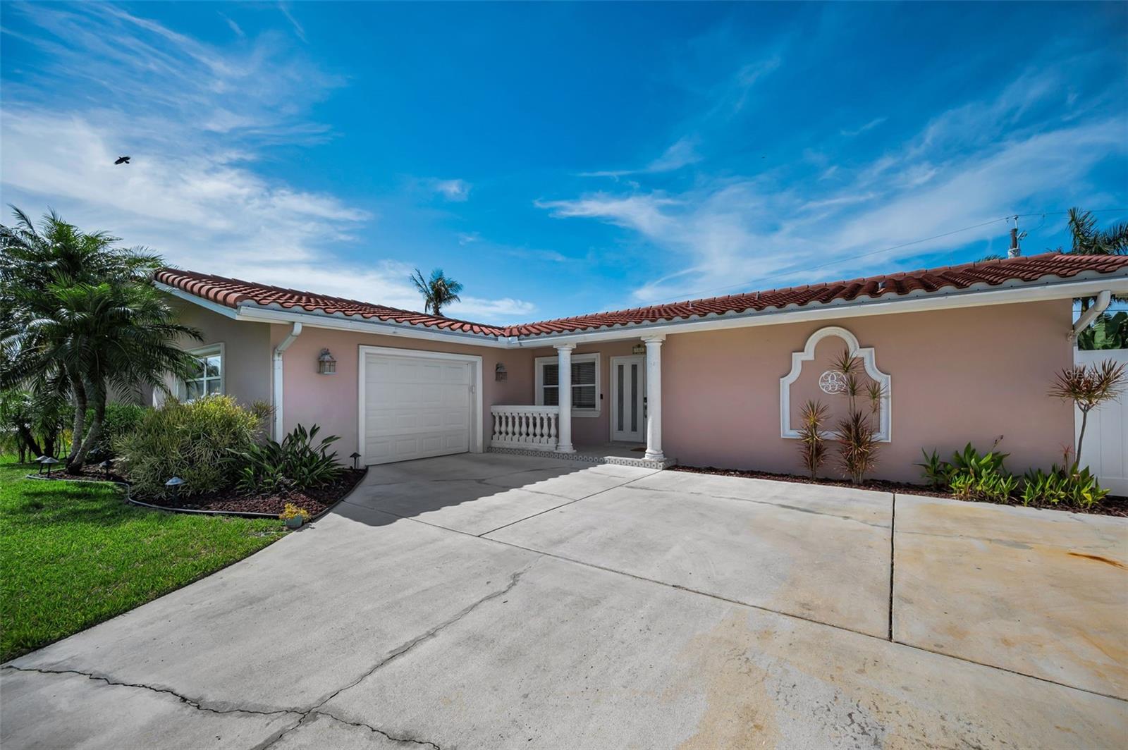 111 17TH ST, BELLEAIR BEACH, FL, 33786