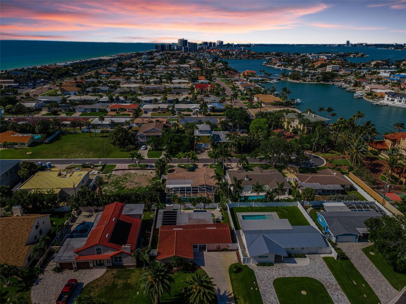 111 17TH ST, BELLEAIR BEACH, FL, 33786