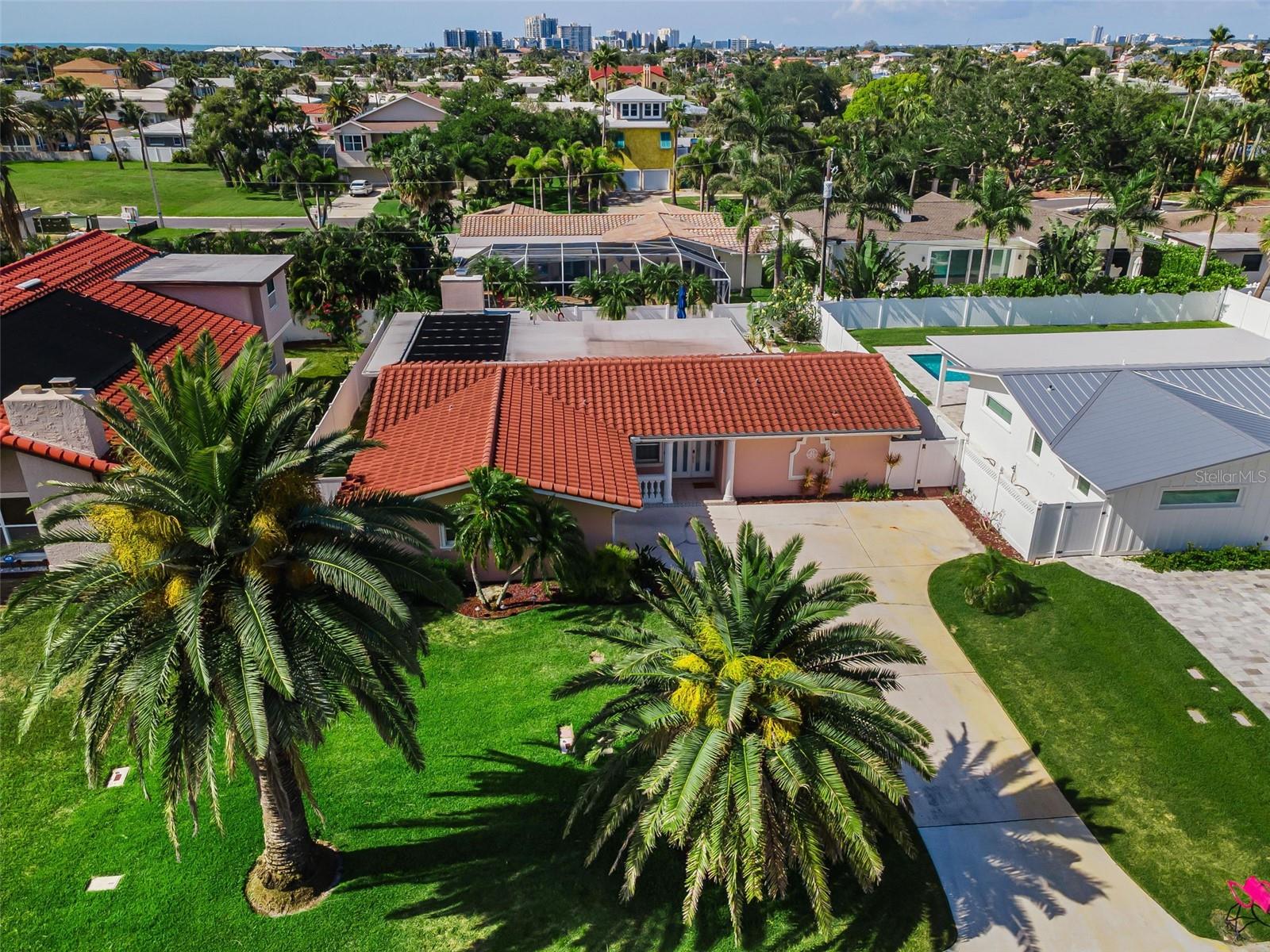 111 17TH ST, BELLEAIR BEACH, FL, 33786