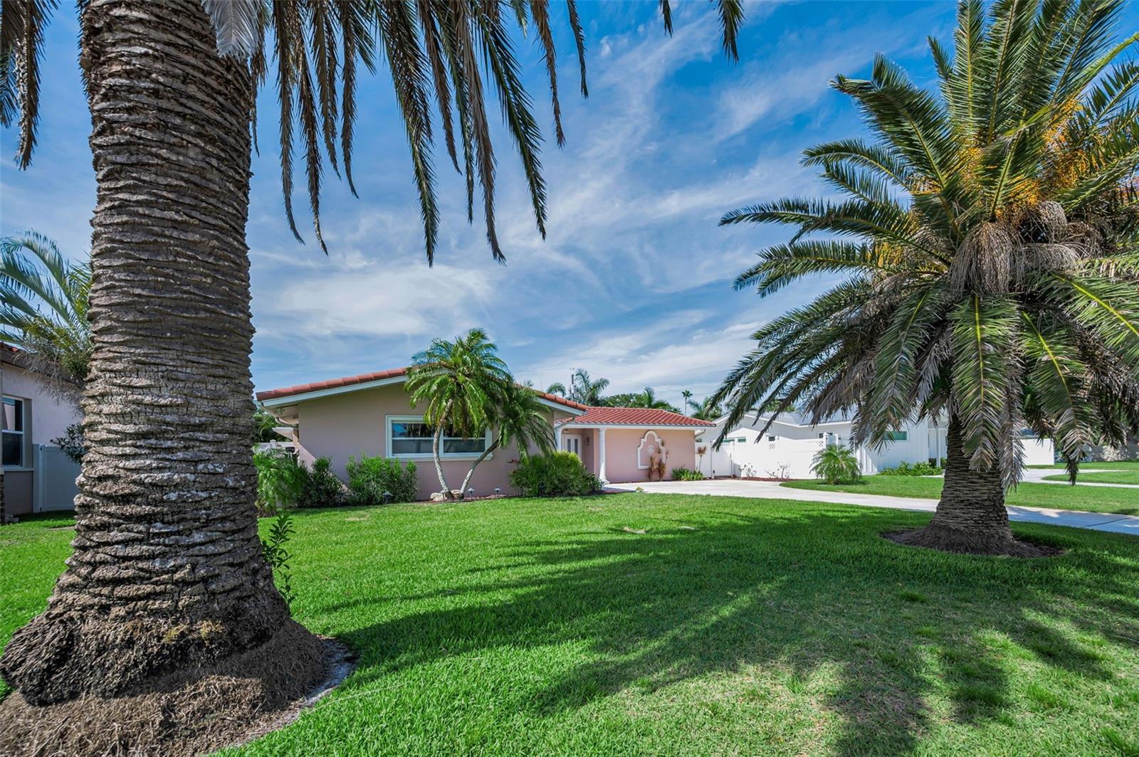 111 17TH ST, BELLEAIR BEACH, FL, 33786