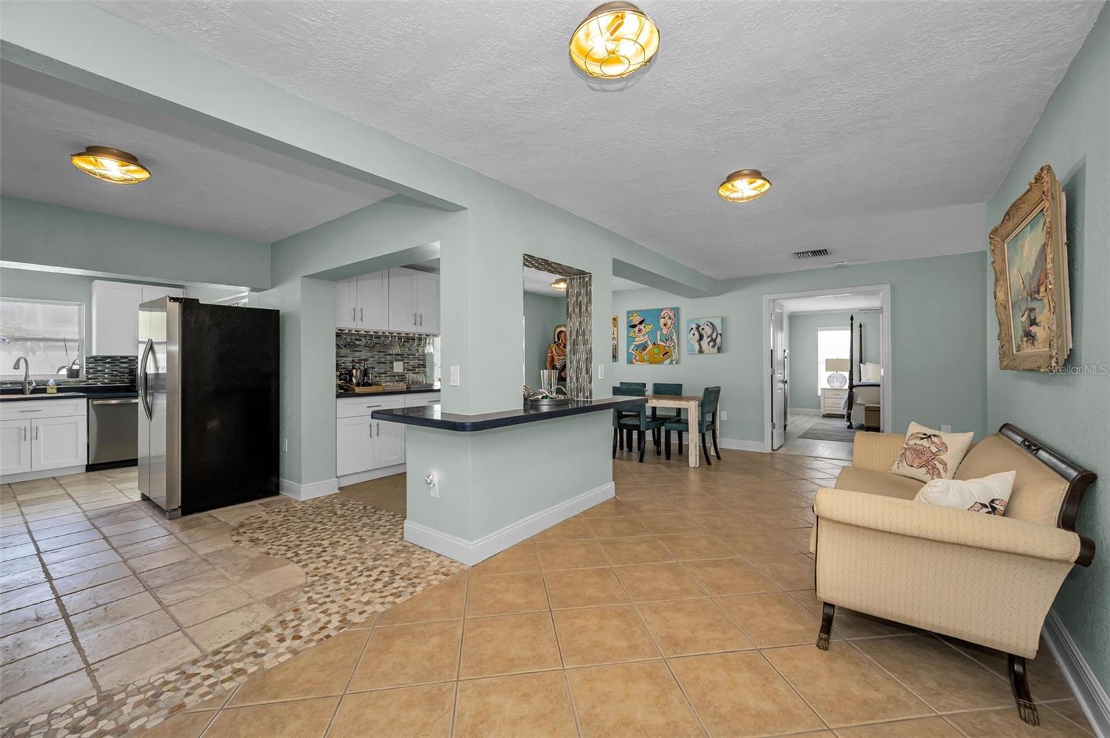 111 17TH ST, BELLEAIR BEACH, FL, 33786