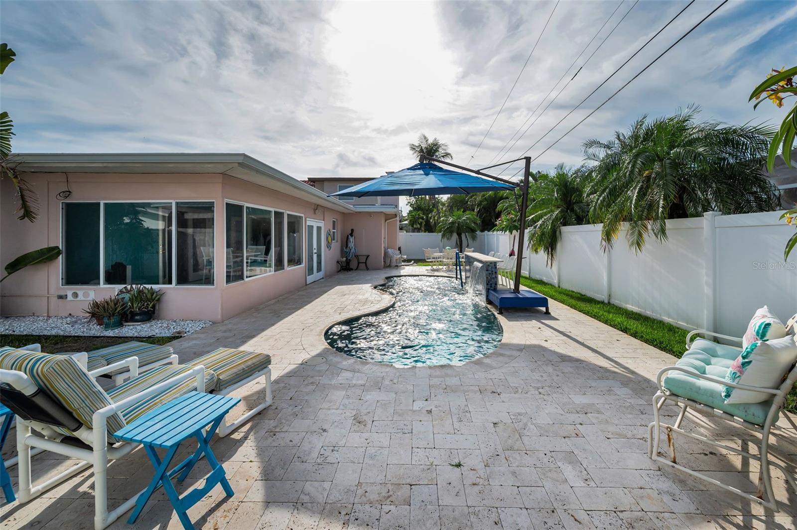 111 17TH ST, BELLEAIR BEACH, FL, 33786