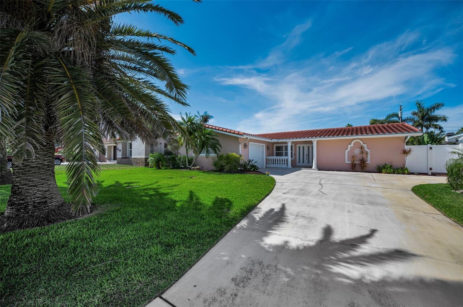 111 17TH ST, BELLEAIR BEACH, FL, 33786
