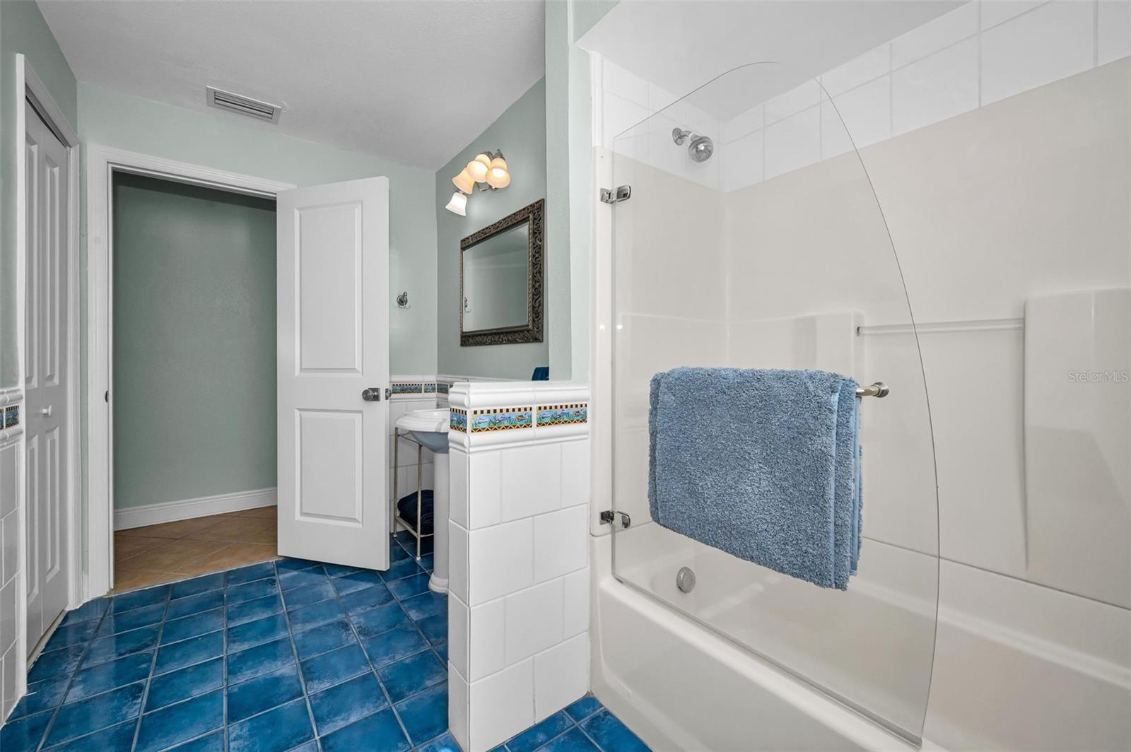 111 17TH ST, BELLEAIR BEACH, FL, 33786