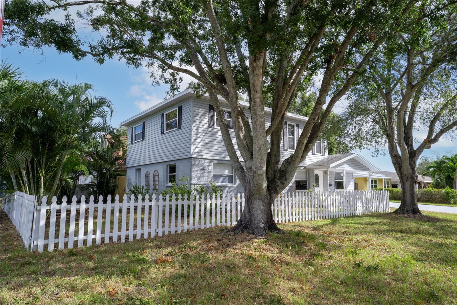 7991 24TH AVE N AVE N, ST PETERSBURG, FL, 33710