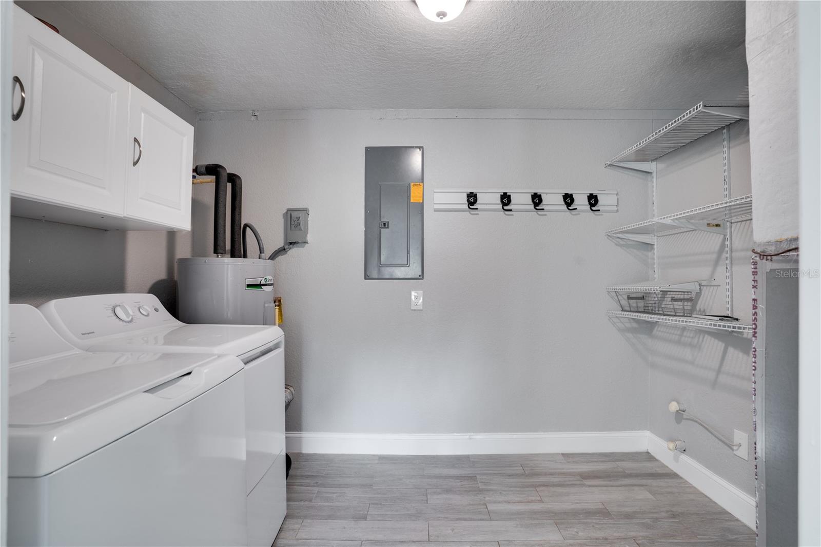 7991 24TH AVE N AVE N, ST PETERSBURG, FL, 33710