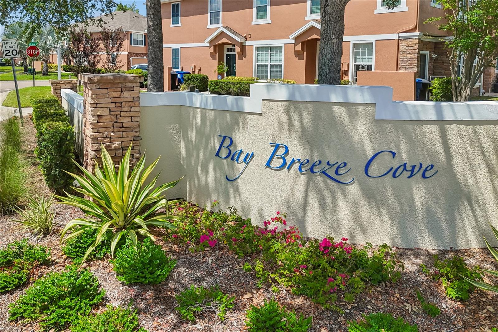 604 51ST AVE N, ST PETERSBURG, FL, 33703