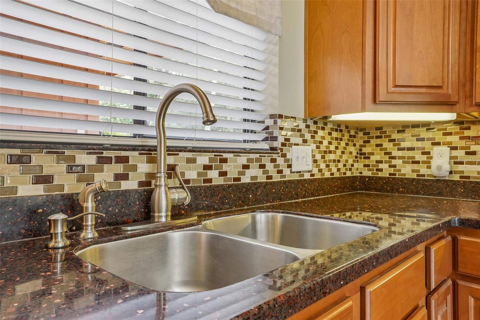 819 DUNDEE DR, WINTER SPRINGS, FL, 32708