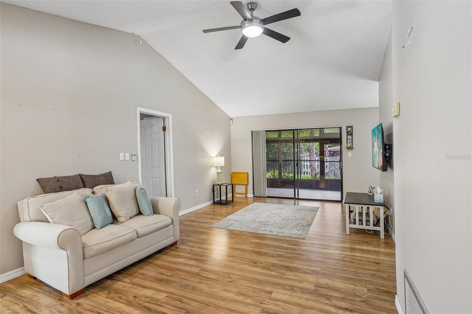 819 DUNDEE DR, WINTER SPRINGS, FL, 32708