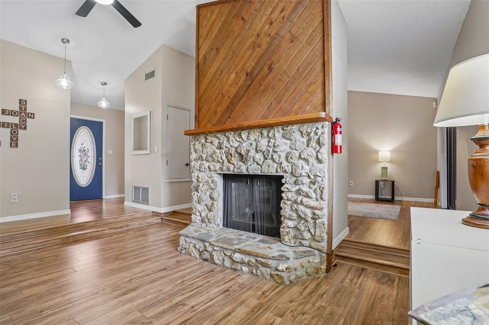 819 DUNDEE DR, WINTER SPRINGS, FL, 32708
