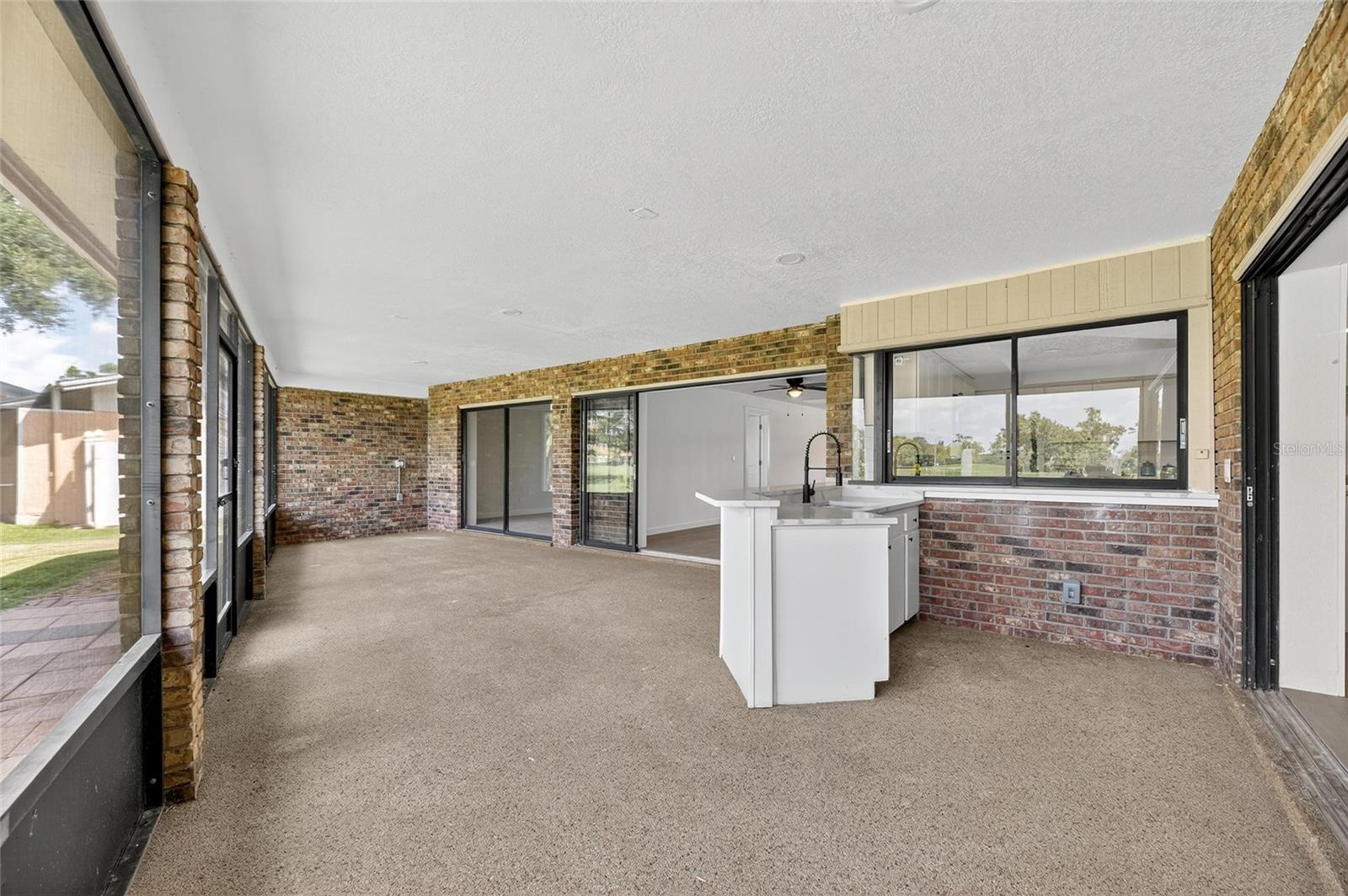 1903 COUNTRY CLUB CT, PLANT CITY, FL, 33566