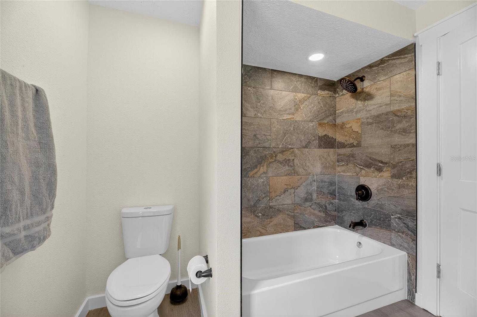 1903 COUNTRY CLUB CT, PLANT CITY, FL, 33566