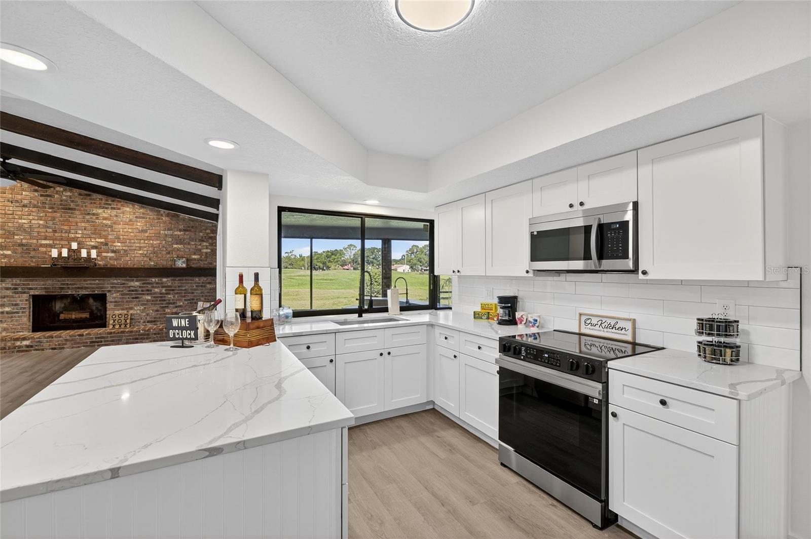 1903 COUNTRY CLUB CT, PLANT CITY, FL, 33566