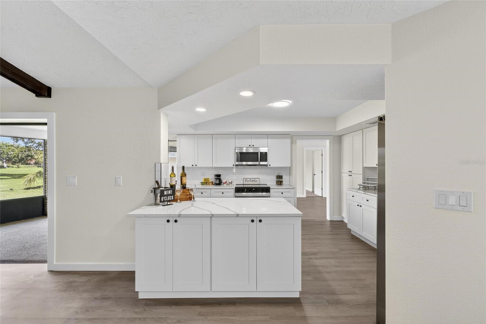 1903 COUNTRY CLUB CT, PLANT CITY, FL, 33566
