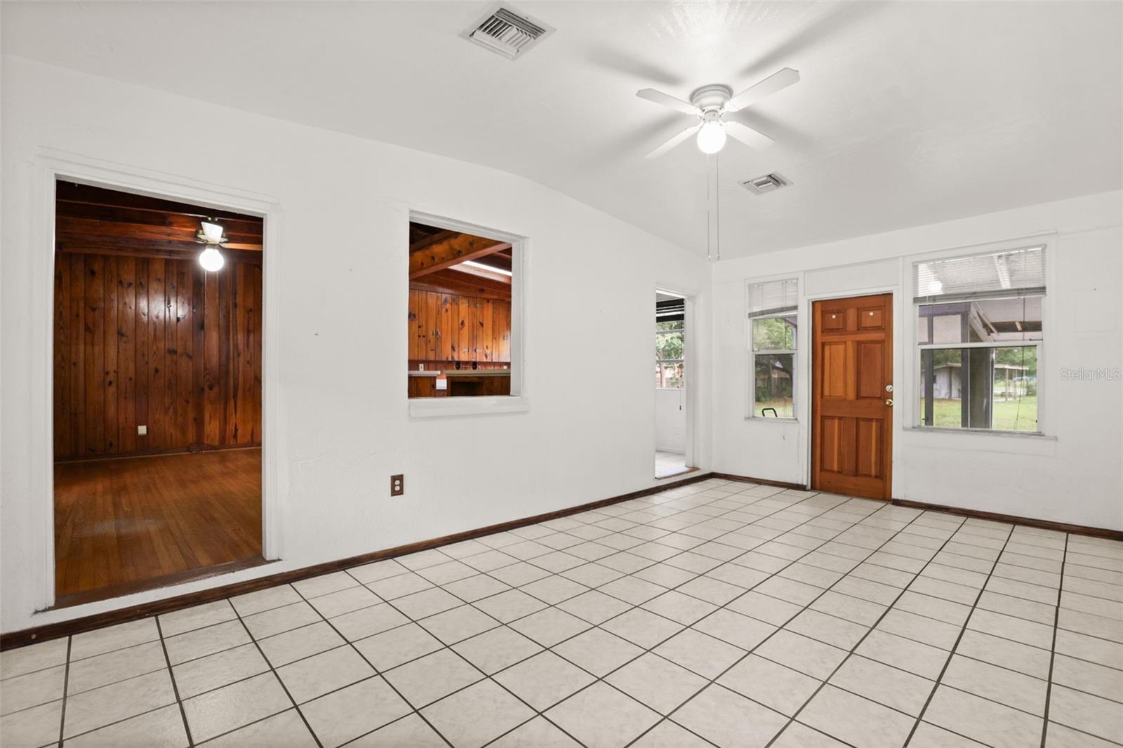 43 N WINTER PARK DR, CASSELBERRY, FL, 32707