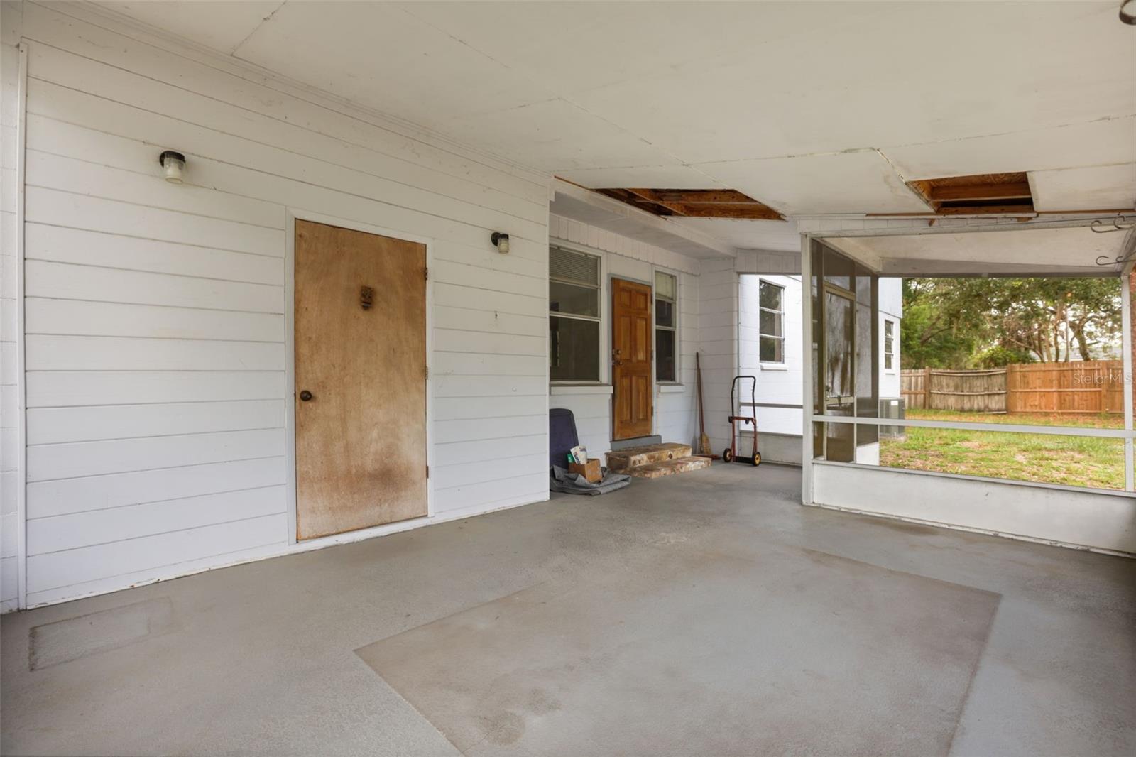 43 N WINTER PARK DR, CASSELBERRY, FL, 32707