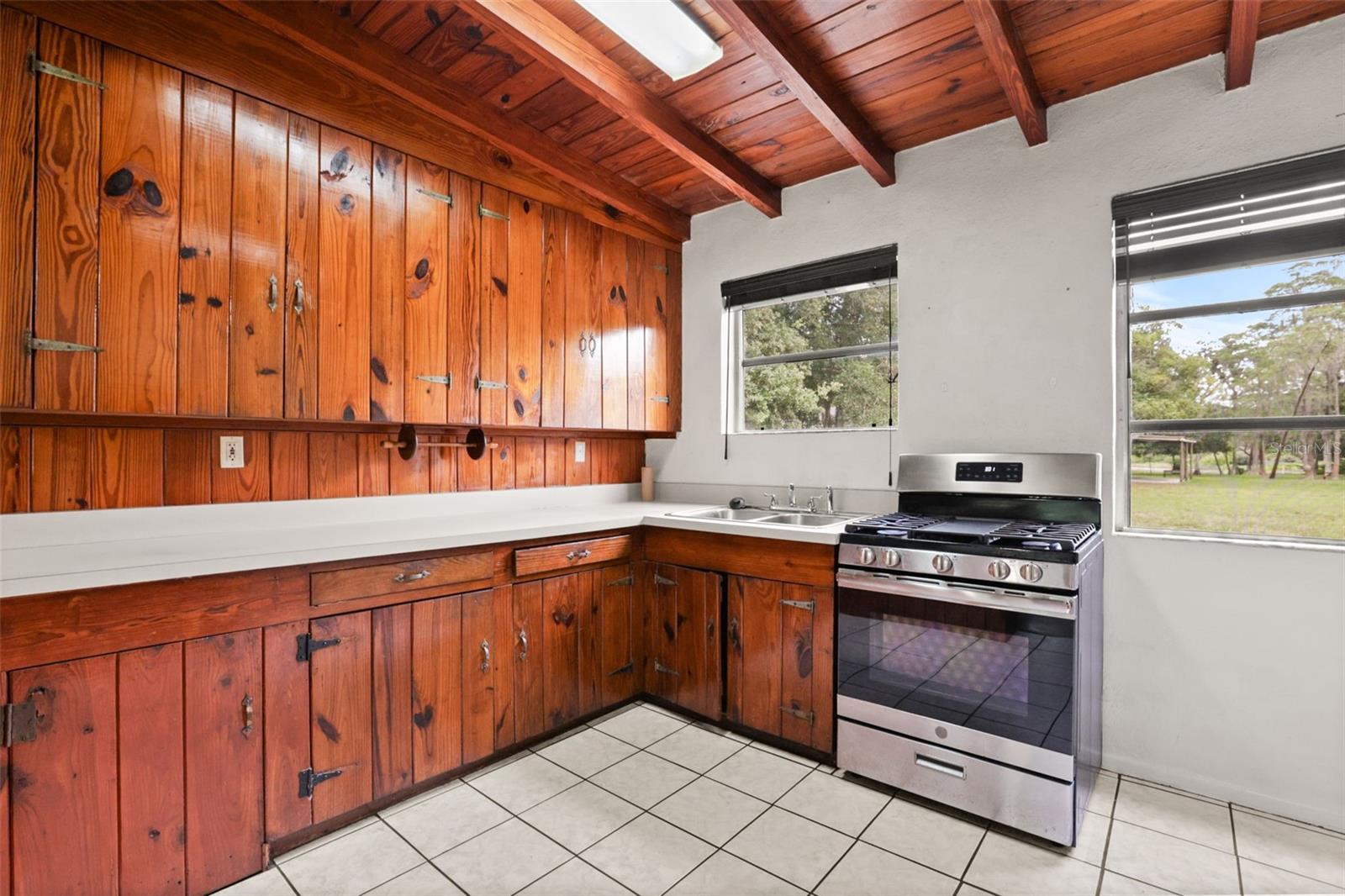 43 N WINTER PARK DR, CASSELBERRY, FL, 32707