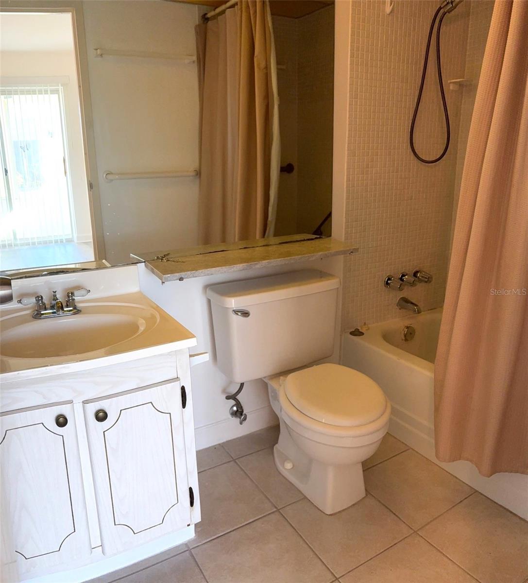 201 BEDFORD ST #95, SUN CITY CENTER, FL, 33573
