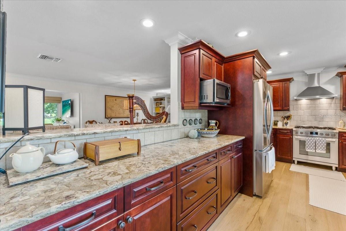 6710 121ST ST, SEMINOLE, FL, 33772