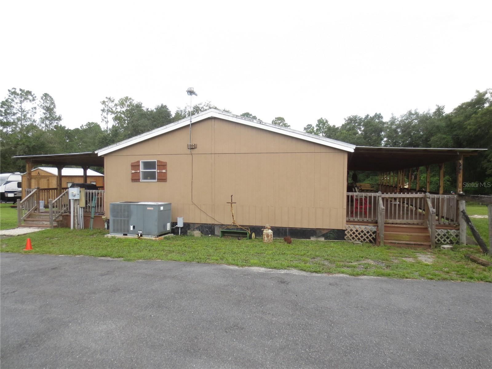 5995 SE 183RD AVENUE RD, OCKLAWAHA, FL, 32179