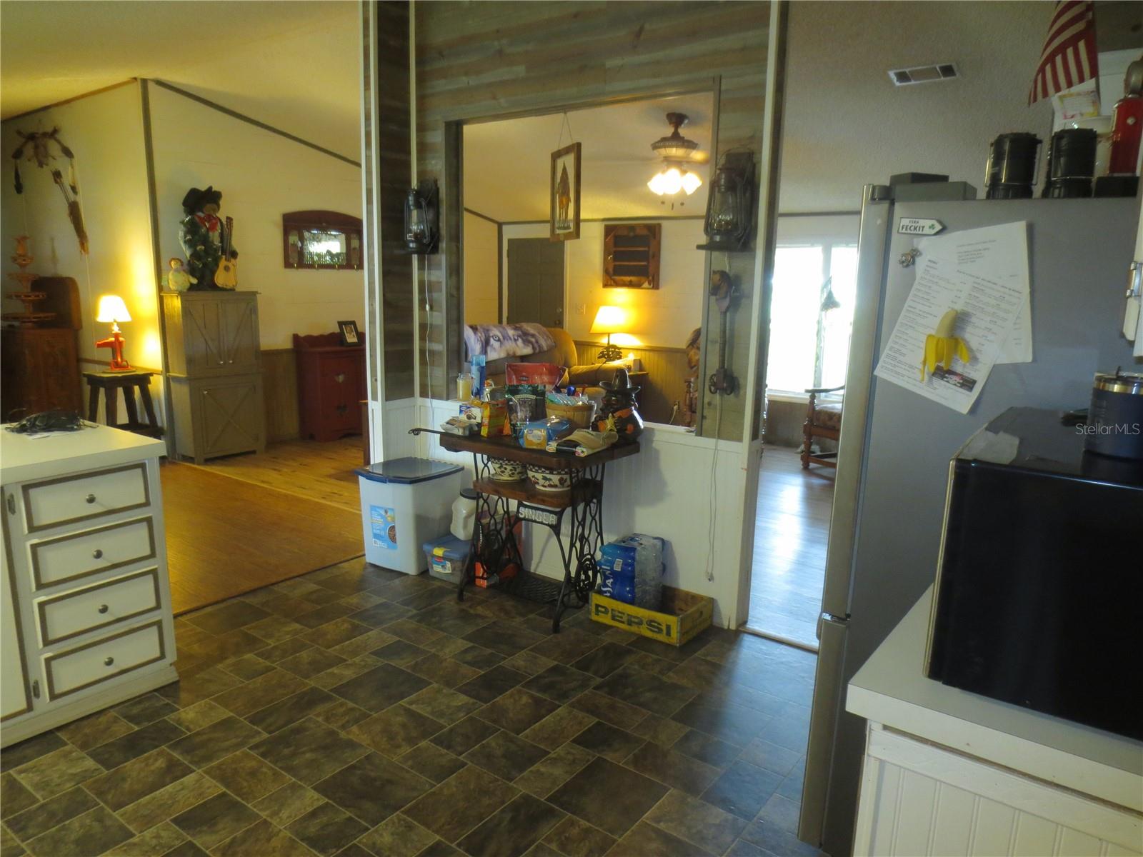 5995 SE 183RD AVENUE RD, OCKLAWAHA, FL, 32179