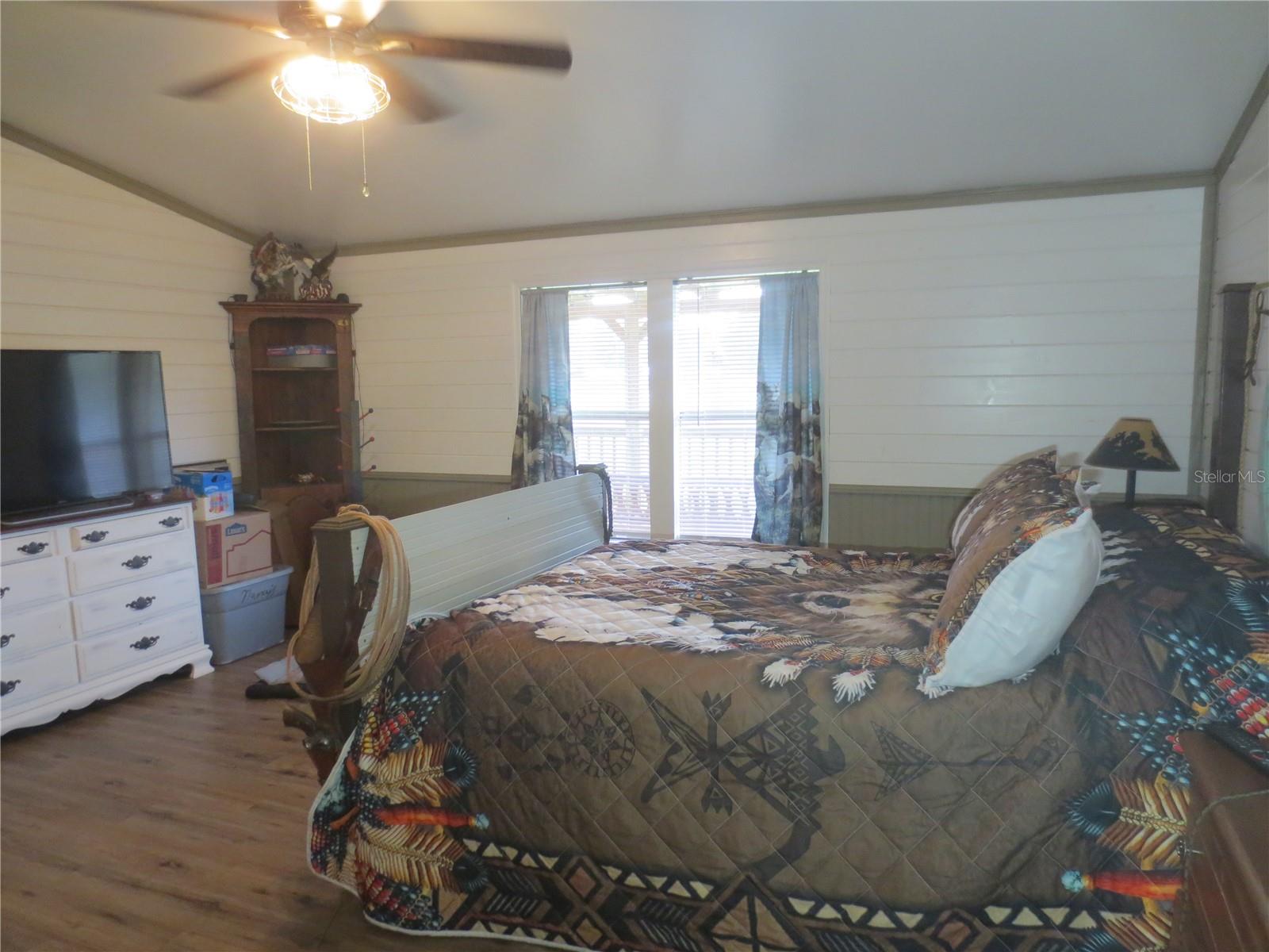 5995 SE 183RD AVENUE RD, OCKLAWAHA, FL, 32179