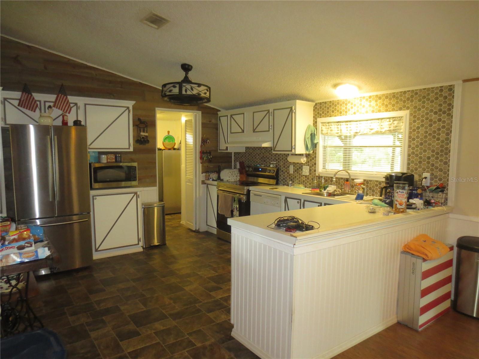 5995 SE 183RD AVENUE RD, OCKLAWAHA, FL, 32179