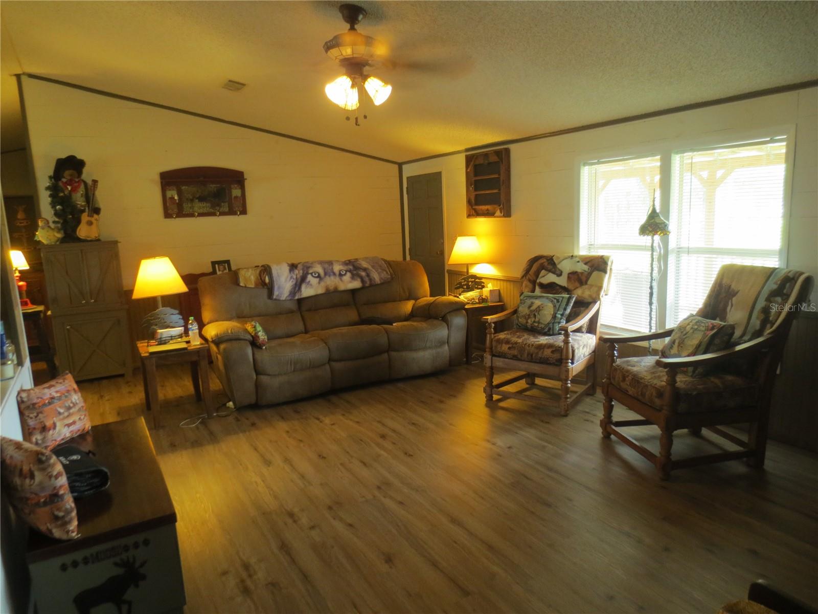 5995 SE 183RD AVENUE RD, OCKLAWAHA, FL, 32179
