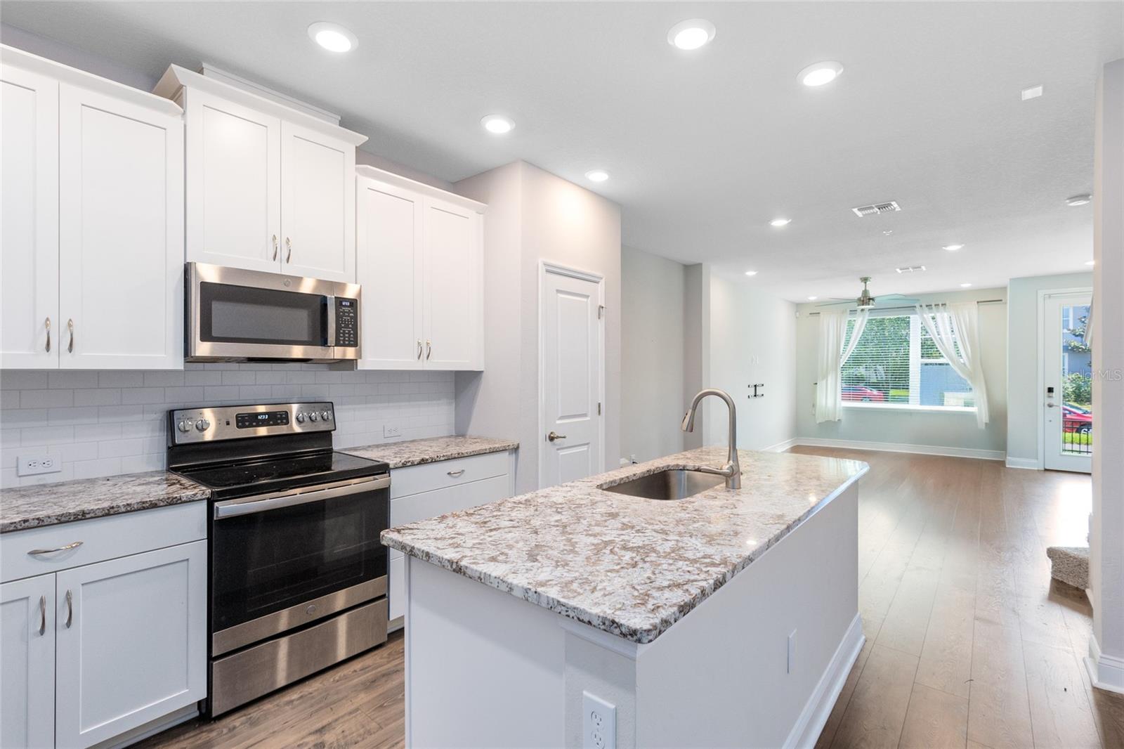 8673 TAVISTOCK LAKES BLVD, ORLANDO, FL, 32827