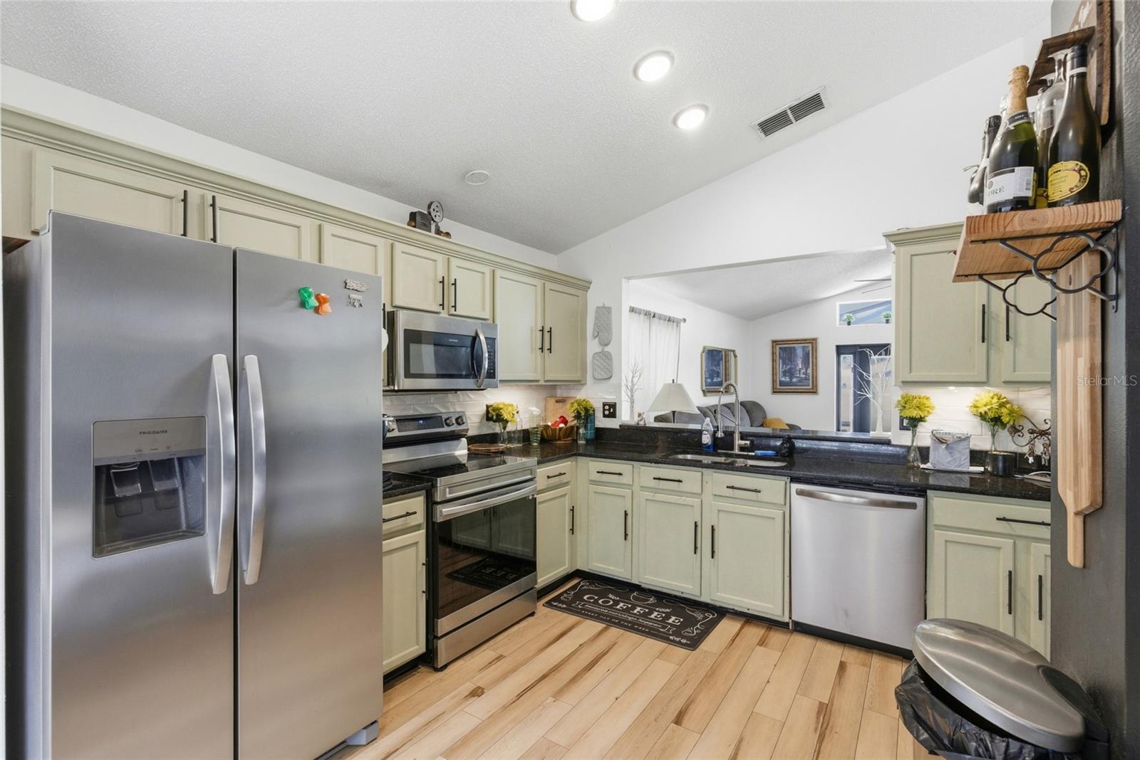 550 BUCKINGHAM CIR, DAVENPORT, FL, 33897