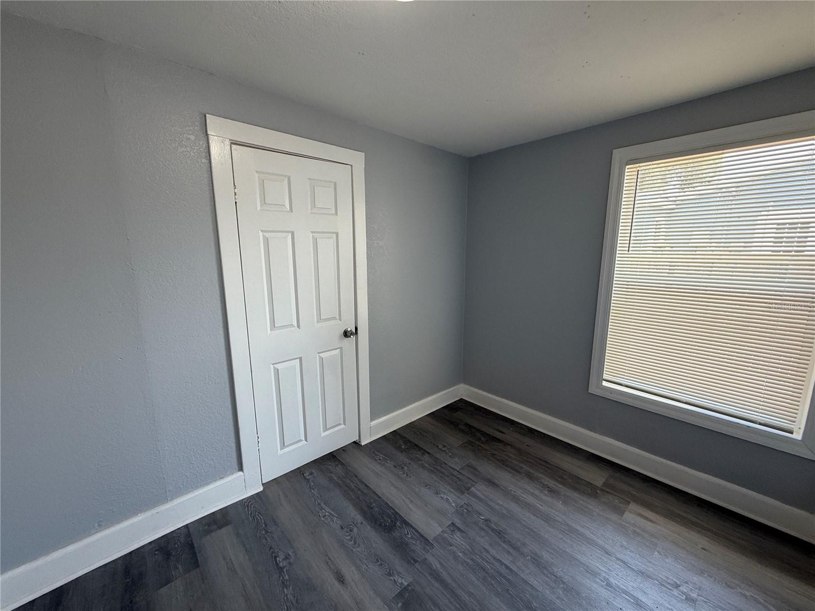 313 S PALM AVE, FROSTPROOF, FL, 33843
