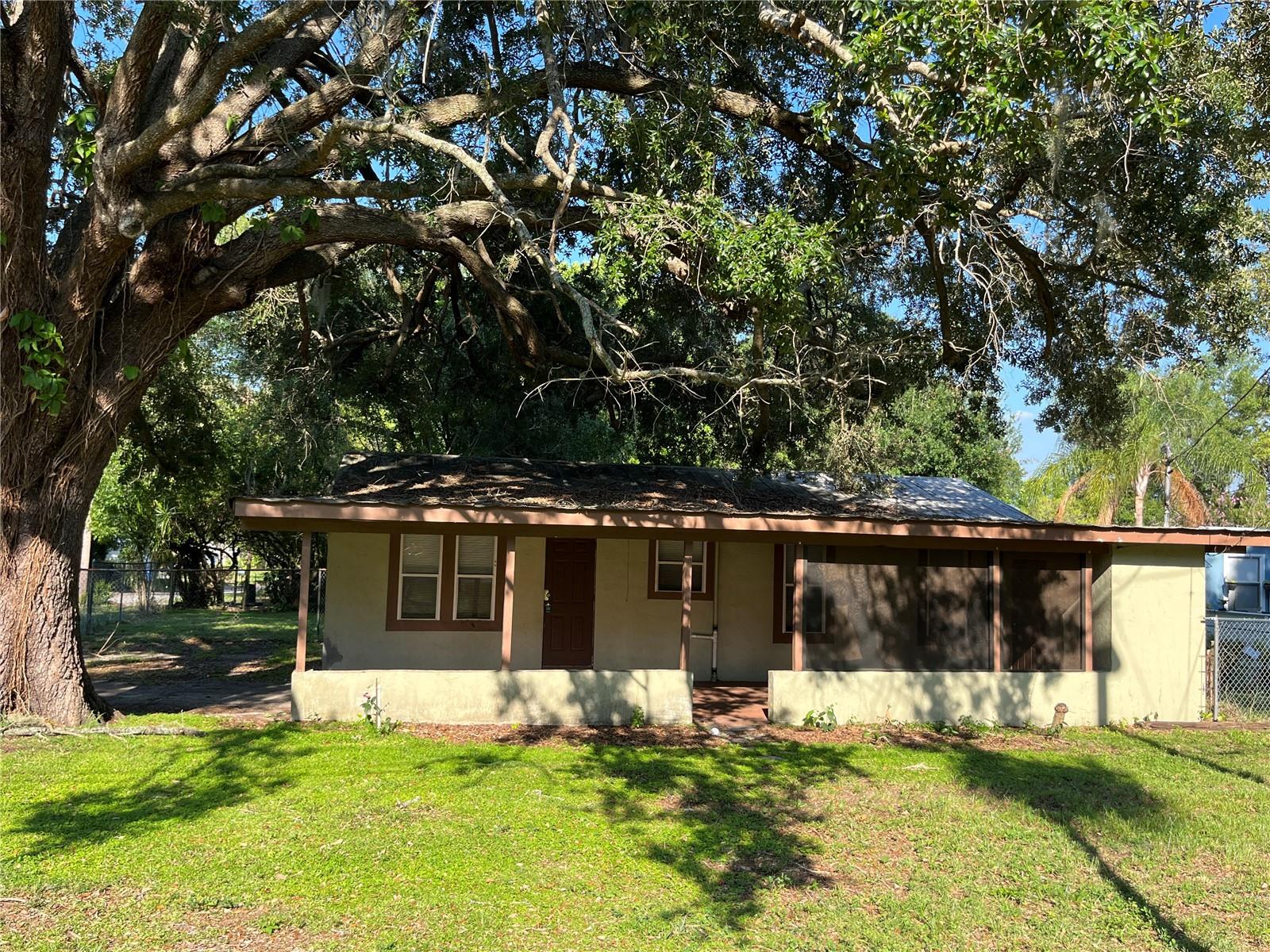 313 S PALM AVE, FROSTPROOF, FL, 33843