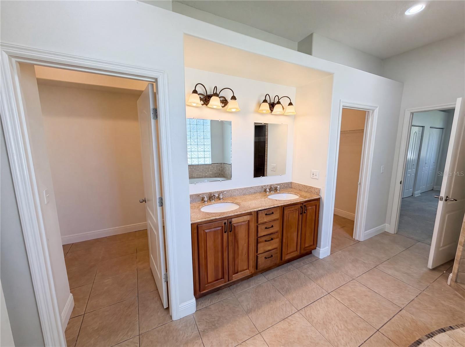 375 NORA AVE, MERRITT ISLAND, FL, 32952