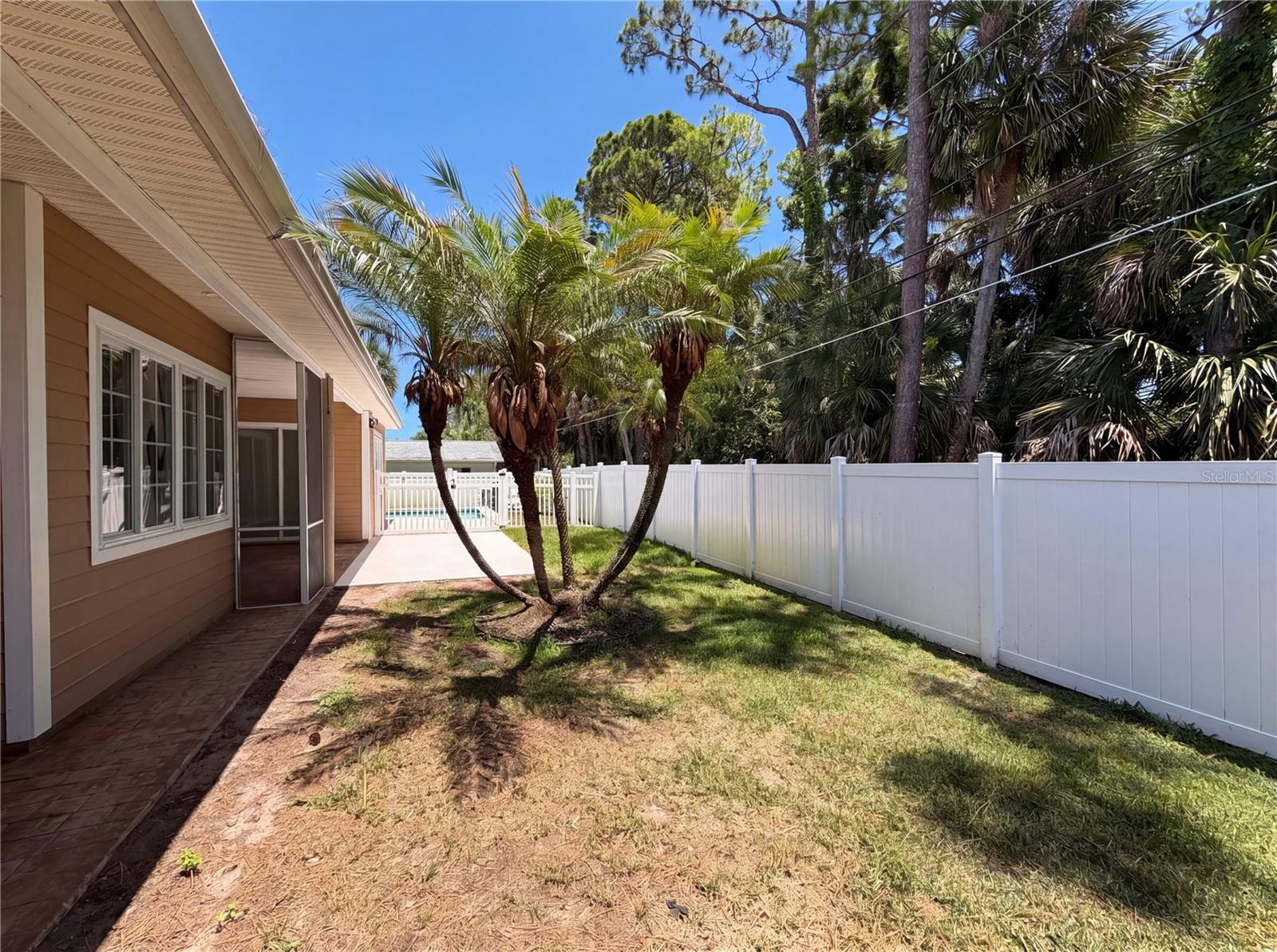 375 NORA AVE, MERRITT ISLAND, FL, 32952
