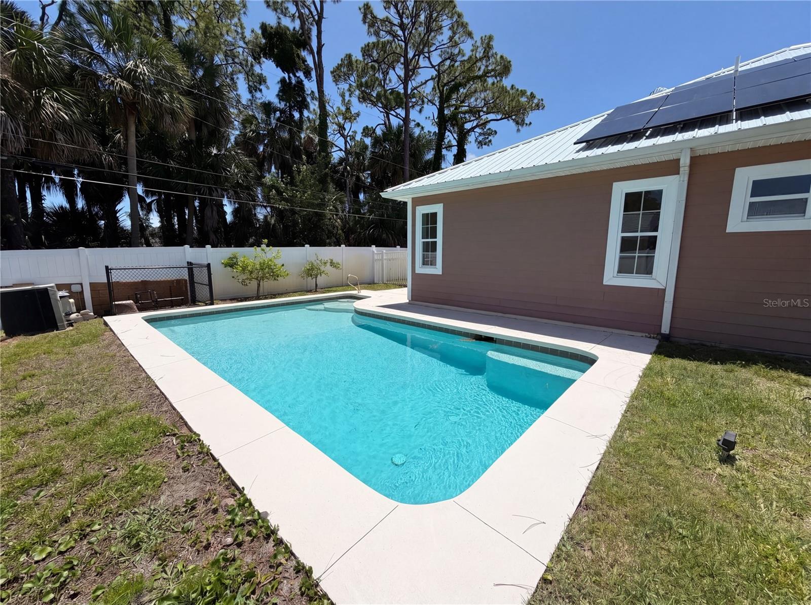 375 NORA AVE, MERRITT ISLAND, FL, 32952