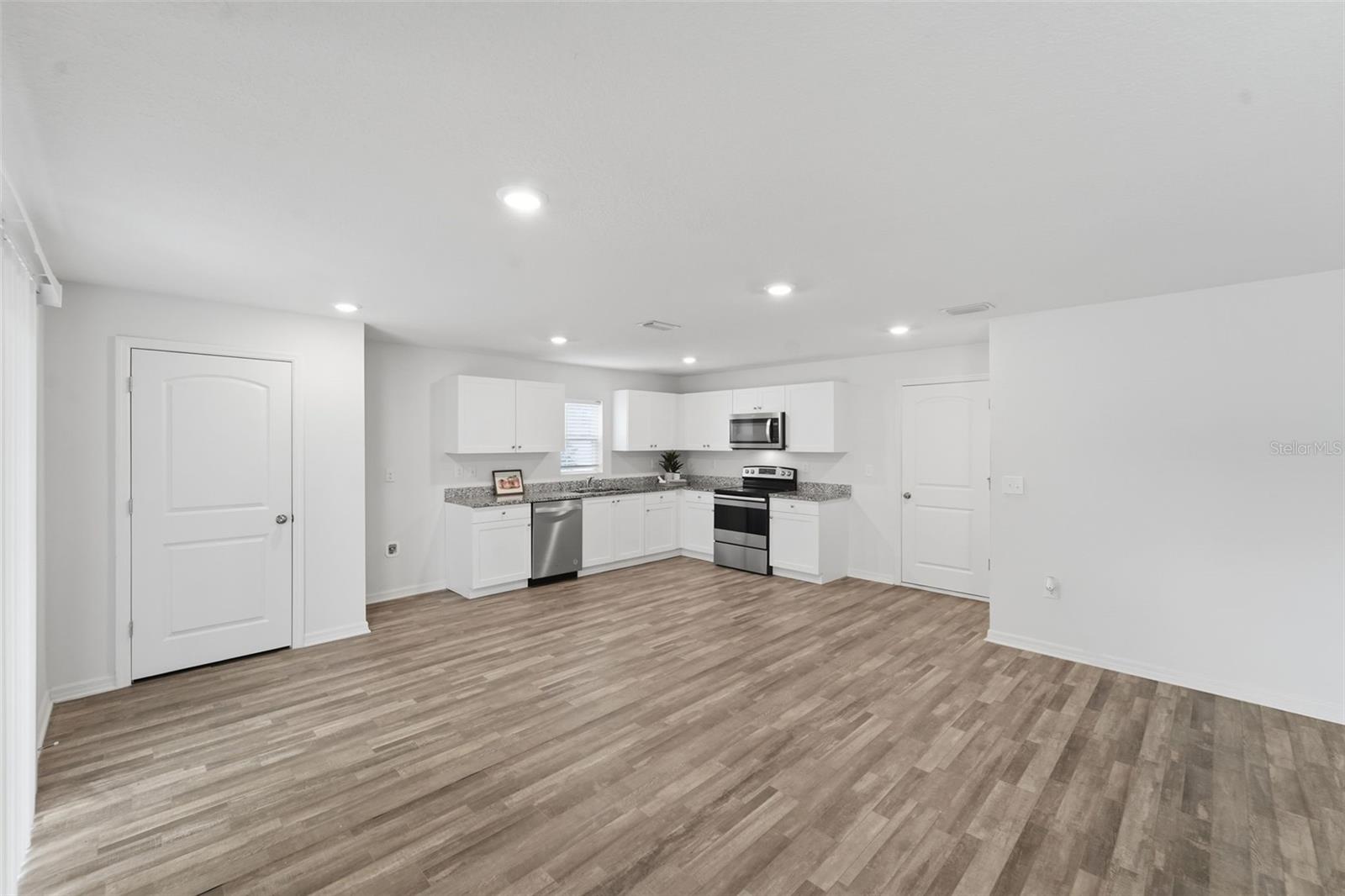 815 SAVONA PL, KISSIMMEE, FL, 34758