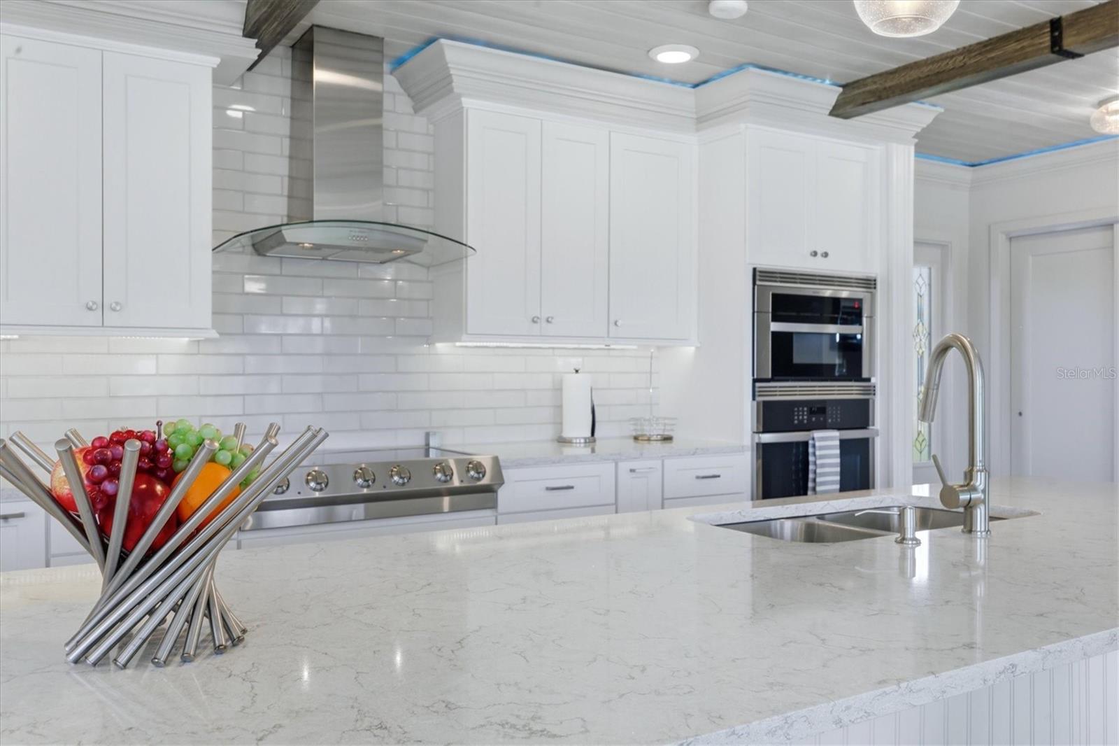 108 BUCKEYE AVE NW, PORT CHARLOTTE, FL, 33952