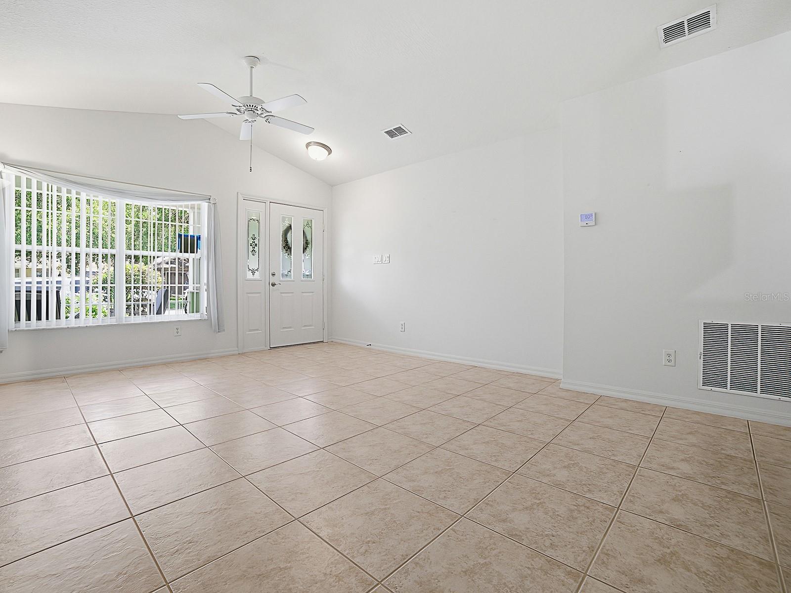 25114 CRANES ROOST CIR, LEESBURG, FL, 34748
