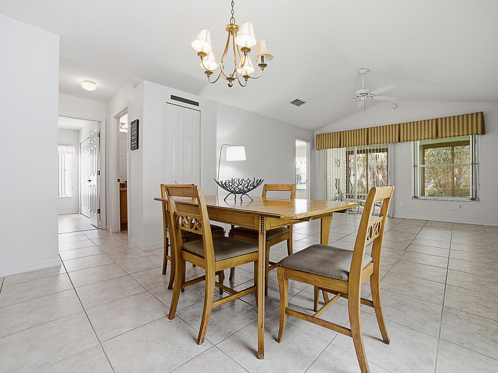 25114 CRANES ROOST CIR, LEESBURG, FL, 34748