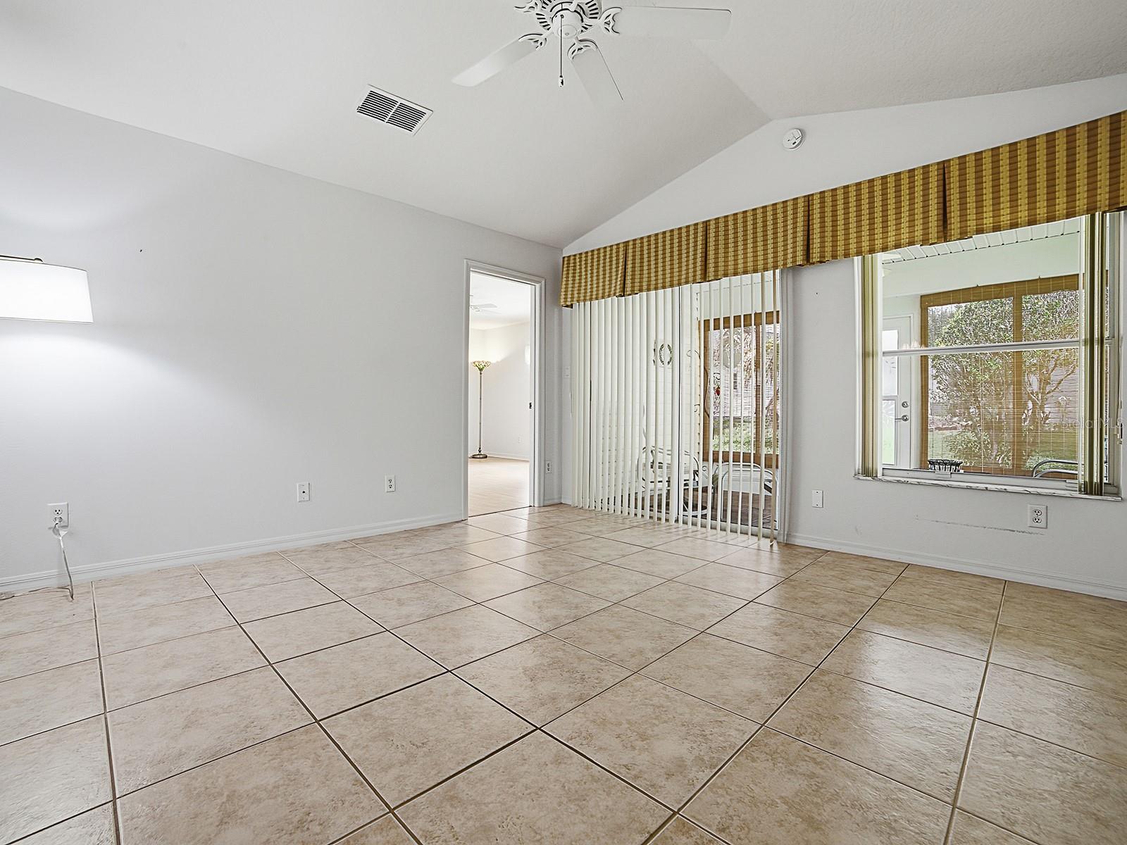 25114 CRANES ROOST CIR, LEESBURG, FL, 34748