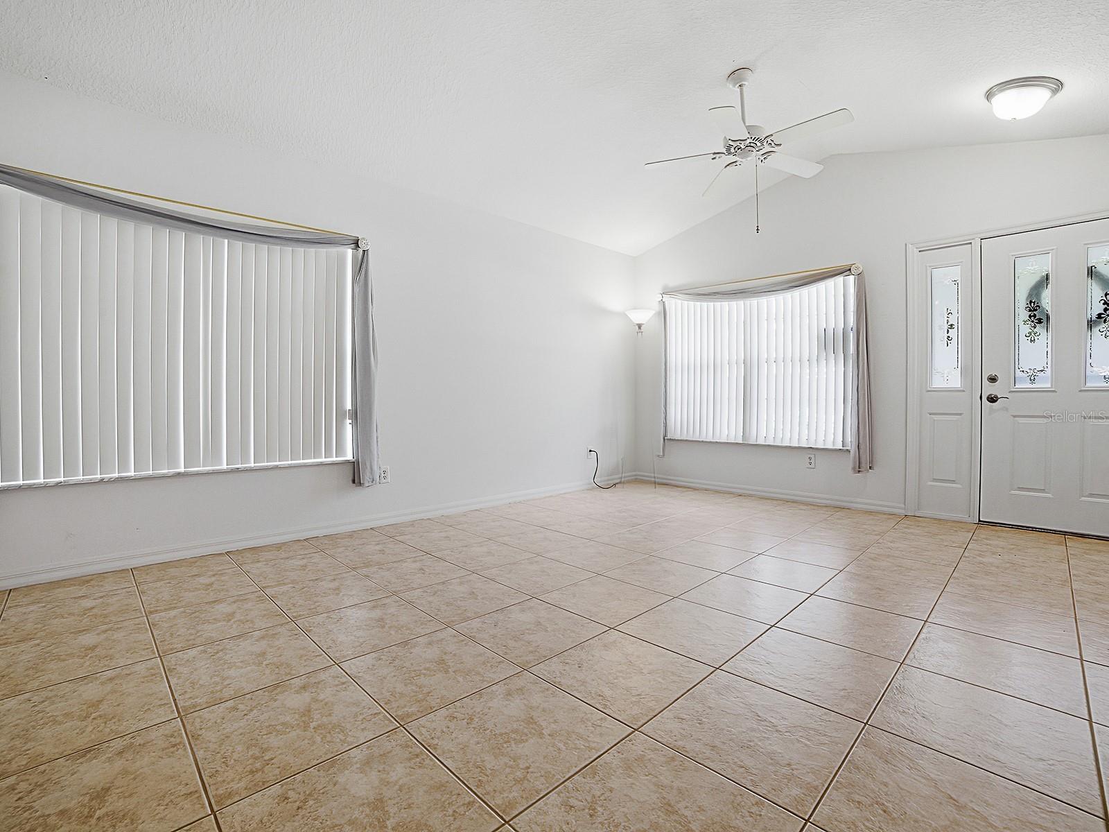25114 CRANES ROOST CIR, LEESBURG, FL, 34748