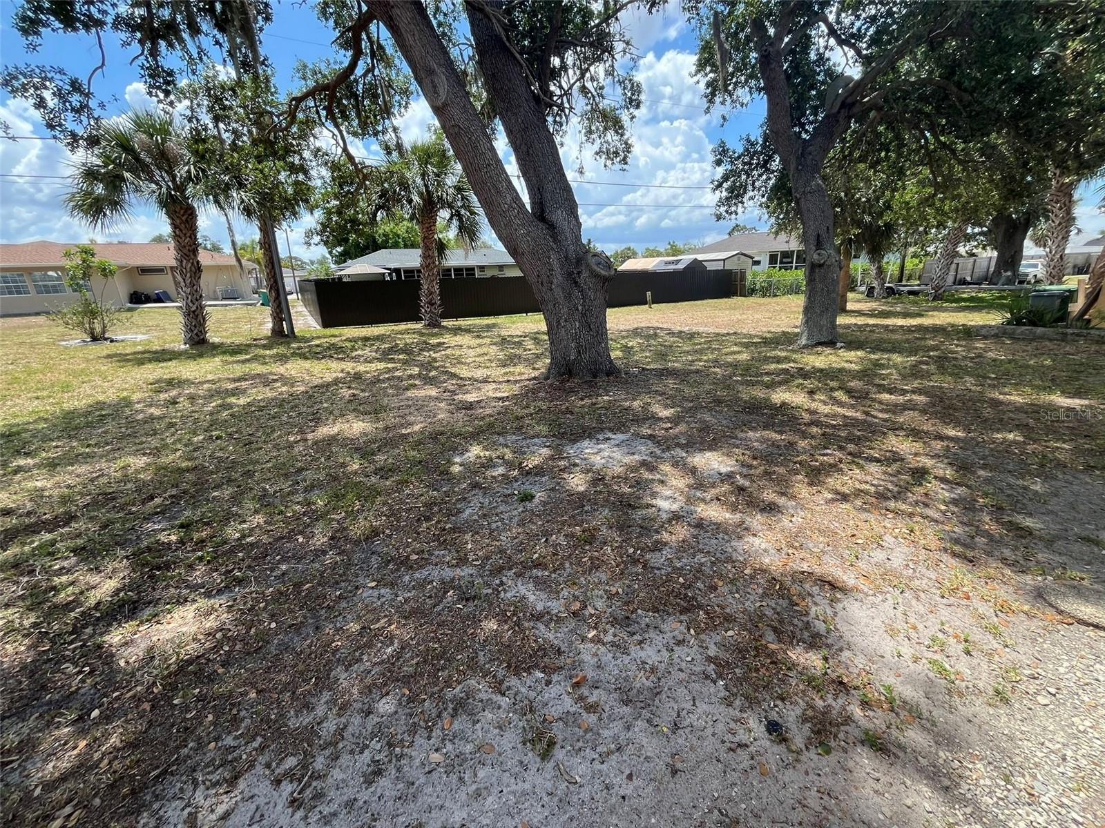 671 SPRING LAKE BLVD NW, PORT CHARLOTTE, FL, 33952